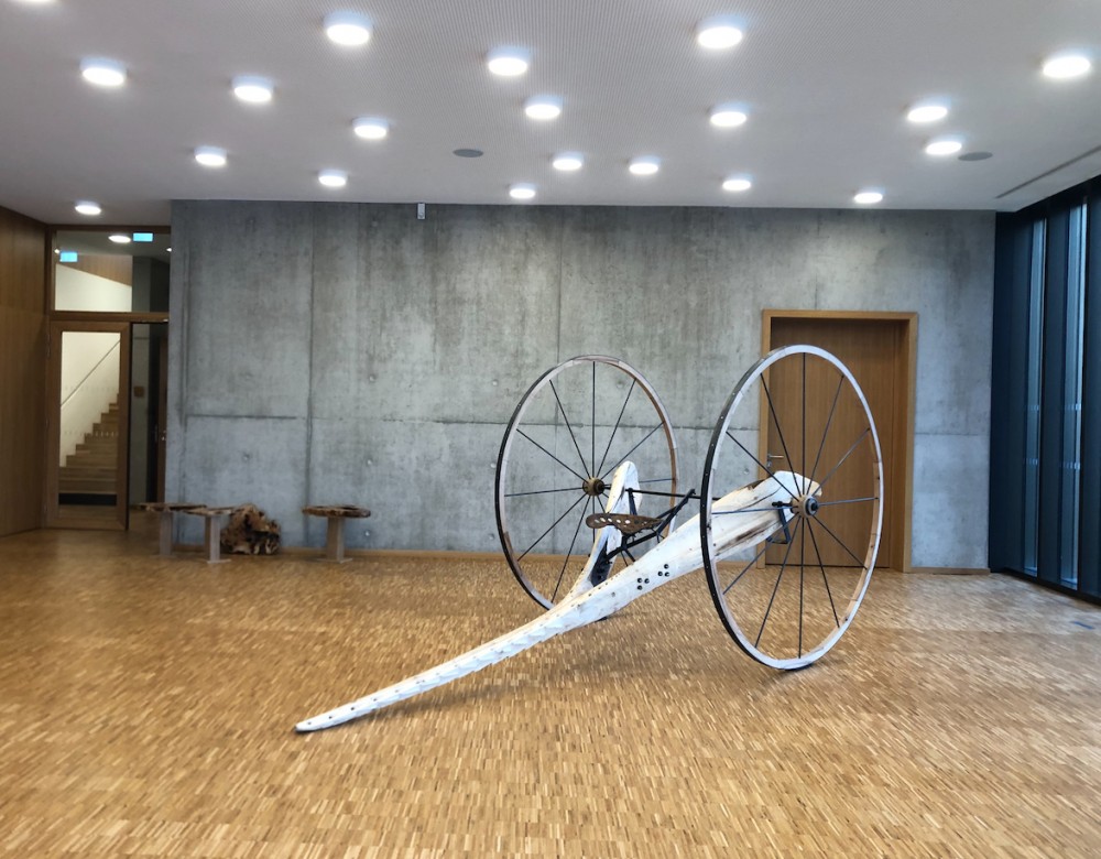 A cart load of bones | Vincent Chevillon
A cart load of bones
180 x 200 x 440 cm
Wood (house frame), iron