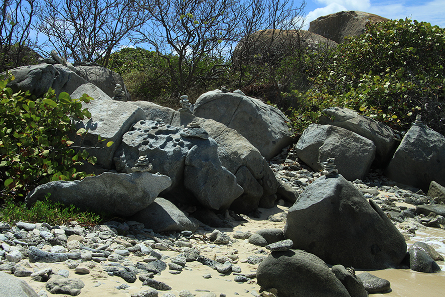 cairn 05 | Vincent Chevillon, cairn Virgin Gorda (Devil bay), 2014, Devil Bay