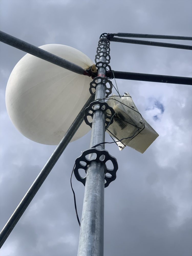 Quelqu'un veut vous envoyer un message | &quot;Someone would like to send you a message&quot; / &quot;Quelqu'un veut vous envoyer un message&quot;, Group show A place and another place, Floating University Berlin, may 2023