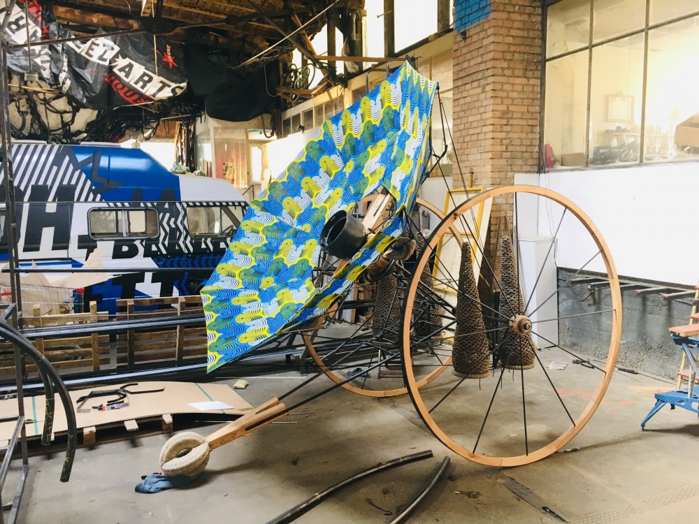 rainmaker 3.0 | The Rainmaker
Matériaux divers
3 x 3 x 5 m
Atelier de l'artiste (Semencerie)