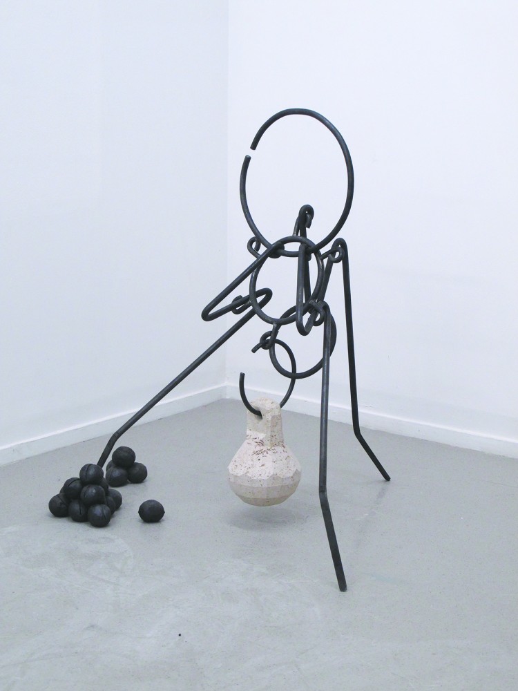 Sonde 8 | Vincent Chevillon
Sonde 8
Bois, Acier, pierre calcaire fossilifère
120 x120 x 120 cm
Atelier Devot, Ecole Supérieure des Beaux arts de Paris