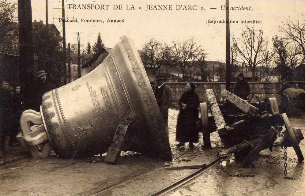 Transport de la « Jeanne d’arc » – un accident | 1932