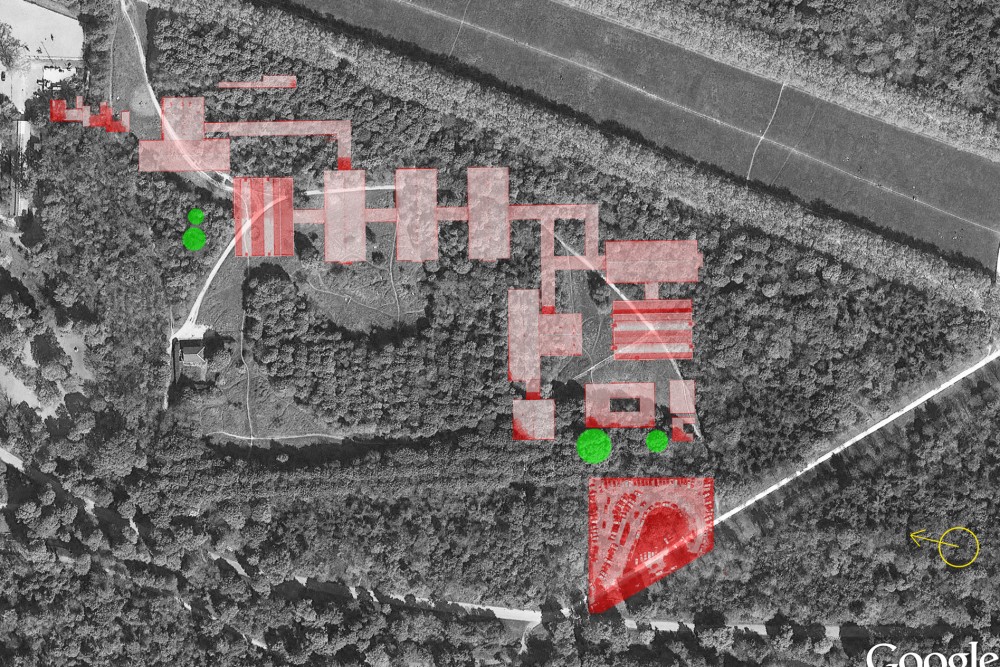 Université de Vincenne | Le Centre universitaire de Vincennes
1968
Le Centre universitaire de Vincennes, dit également Centre universitaire expérimental de Vincennes, a été créé à l'automne 1968 sur décision du ministre français de l'éducation nationale Edgar Faure avec pour objectif de répondre aux conséquences universitaires du mouvement étudiant de mai 1968. Il avait l'ambition d'être un foyer d'innovation net, se caractérisant par son ouverture sur le monde contemporain, ce qui implique son ouverture aux salariés non bacheliers (seconde chance), des disciplines jusque-là non enseignées à l'université (arts, urbanisme, etc.), de nombreux cours en soirée, une pédagogie reposant sur des groupes restreints, une large liberté de choix offerte aux étudiants pour définir leur parcours.