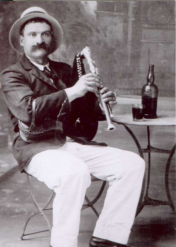 Cabrette | Jean Rascalou, joueur de Cabrette, 1920